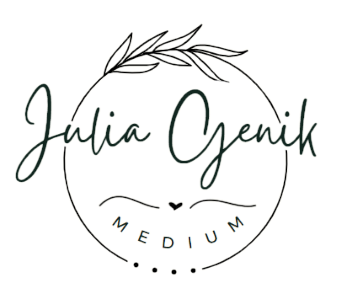 Julia Genik